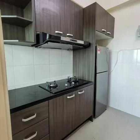Free Wifi Kuching Mjc Batu Kawa Apartment Exterior photo
