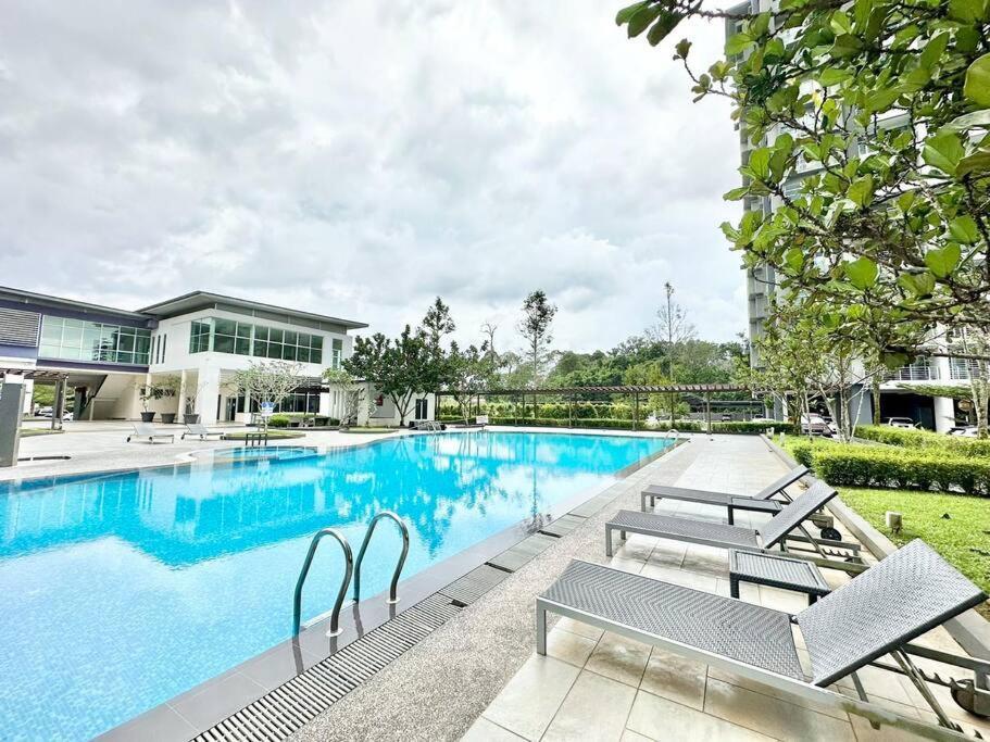 Free Wifi Mjc Batu Kawa Apartment *